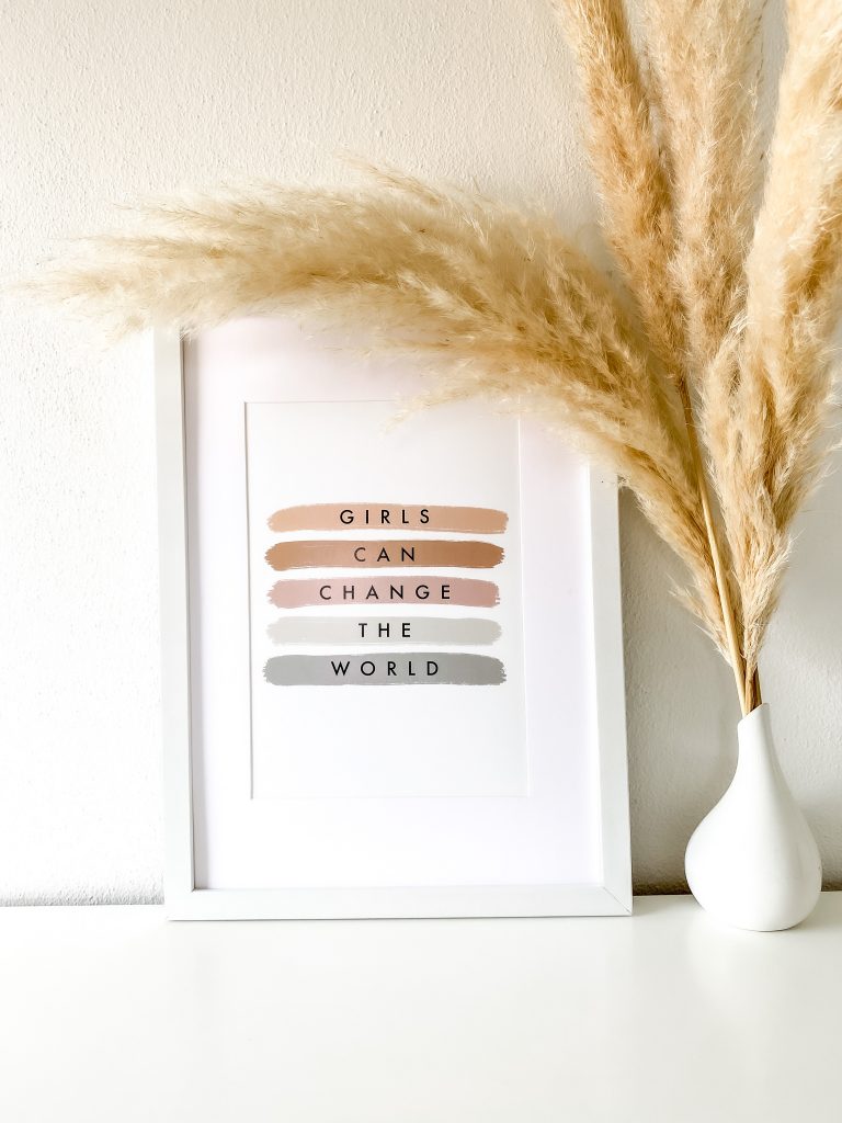 GIRLS CAN, von Seeds and Feathers